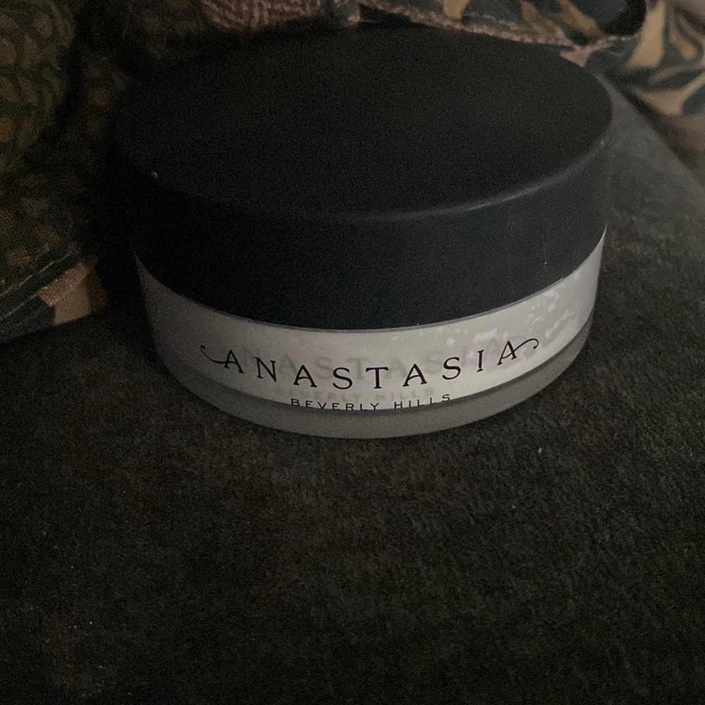Anastasia Beauty Translucent Setting Powder